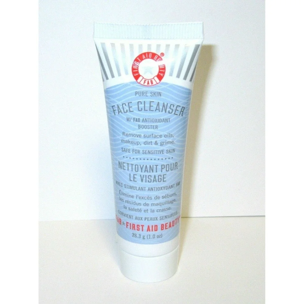 2 x First Aid Beauty Face Cleanser with FAB Antioxidant Booster 1 oz travel size